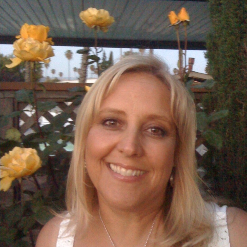 Meet your Posher, Lori